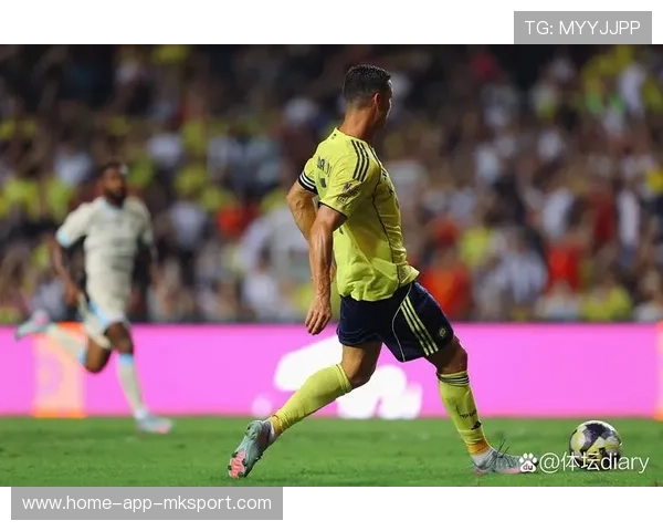 拜仁科曼边路突破横传制造威胁：速度、节奏与传球的全景解读